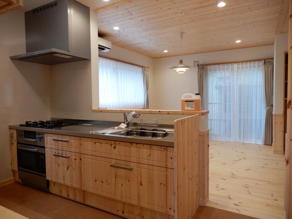 リフォーム後のオープンキッチン