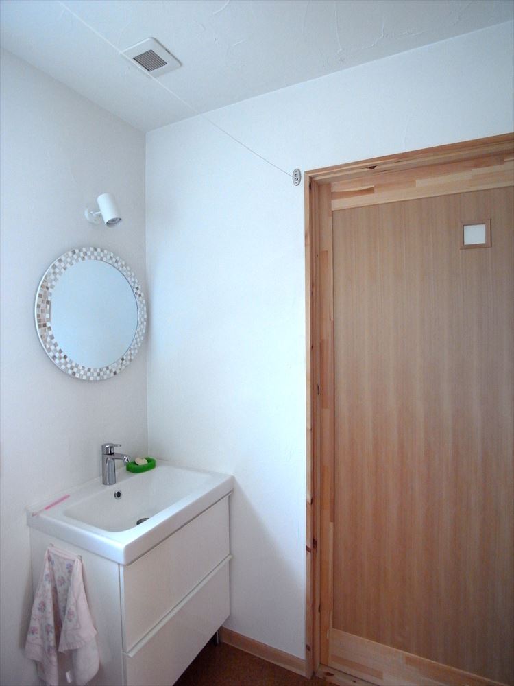 シンプルで清潔感のあるデザイン